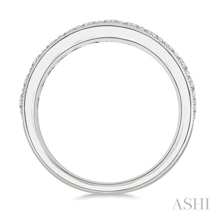 1 1/2 Ctw Round Cut Diamond Eternity Wedding Band in 14K White Gold