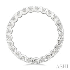 1 1/2 Ctw Round Cut Diamond Eternity Wedding Band in 14K White Gold