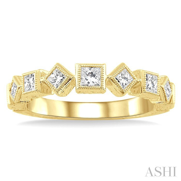 1/2 Ctw Diamond Fashion Band in 14K Yellow Gold