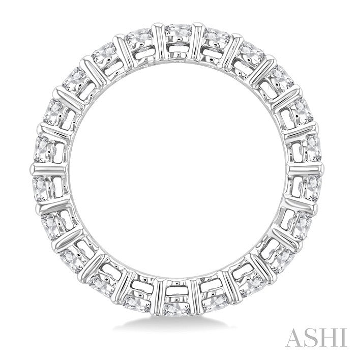 3 Ctw Eternity Round Cut Diamond Wedding Band in 14K White Gold