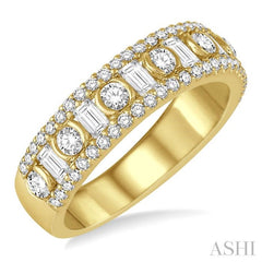 1 Ctw Baguette & Round Cut Diamond Fashion Band in 14K Yellow Gold