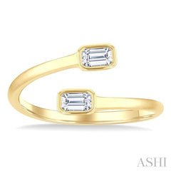 1/5 Ctw Split Single Coil Bezel Set Octagon Cut Diamond Open Fashion Ring in 14K Yellow Gold