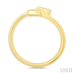 1/5 Ctw Split Single Coil Bezel Set Octagon Cut Diamond Open Fashion Ring in 14K Yellow Gold