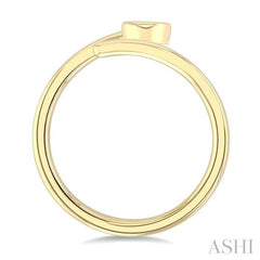 1/6 Ctw Bypass Bezel Set Oval Cut Diamond Open Fashion Ring in 14K Yellow Gold