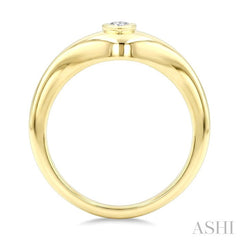 1/5 Ctw Marquise Cut Diamond Fashion Signet Ring in 10K Yellow Gold