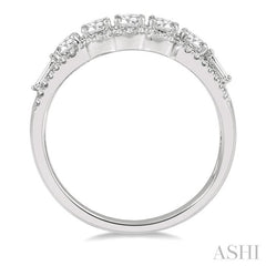 3/4 Ctw Baguette and Round Cut Diamond Fashion Ring in 14K White Gold