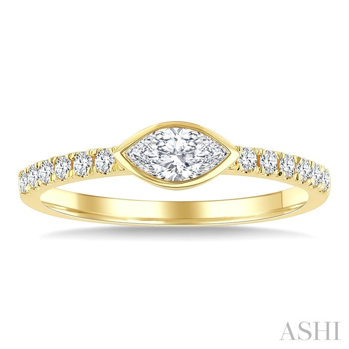 1/2 Ctw East-West Marquise Cut and Round Cut Diamond Ring in 14K Yellow Gold
