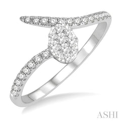 1/4 Ctw Open-End Oval Mount Lovebright Round Cut Diamond Ladies Ring in 14K White Gold