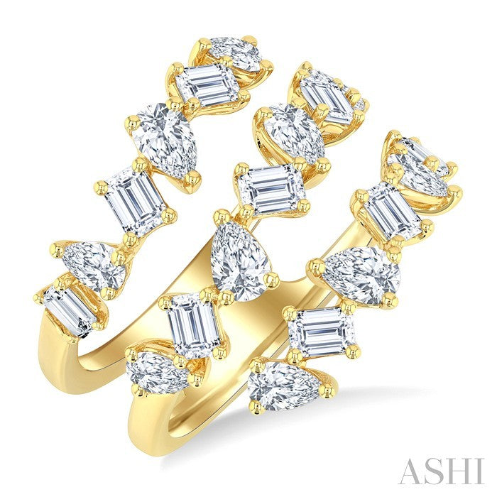 2 1/3 Ctw Mixed Pear and Emerald Cut Diamond Fashion Wrap Ring in 14K Yellow Gold