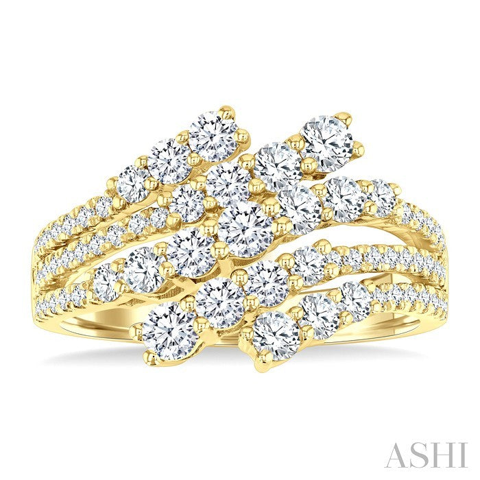 1 1/2 Ctw Triple Split Wide Bypass Round Cut Diamond Fashion Ring in 14K Yellow Gold