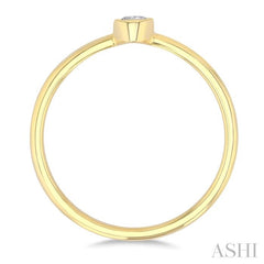 1/6 Ctw Petite Bezel Set Oval Cut Diamond Fashion Ring in 10K Yellow Gold