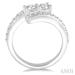 1 Ctw Twin Center Stone Parallel Split Shank Round Cut Diamond 2Stone Ring in 14K White Gold