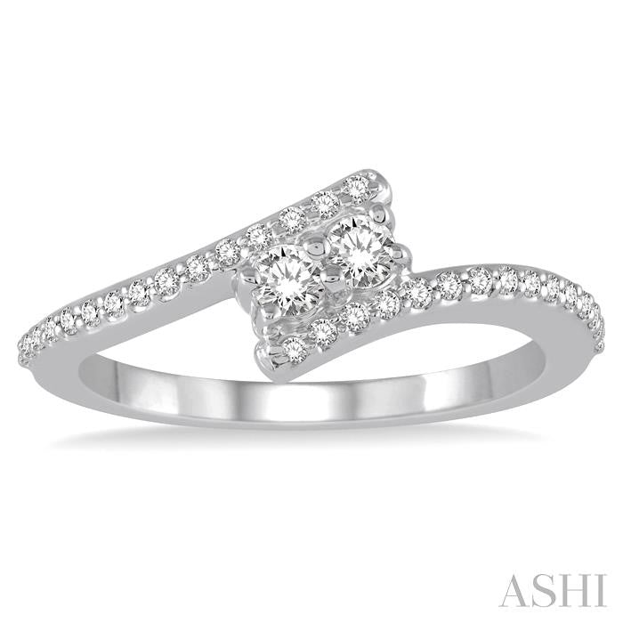 1/4 Ctw Twin Center Stone Parallel Split Shank Round Cut Diamond 2Stone Ring in 14K White Gold