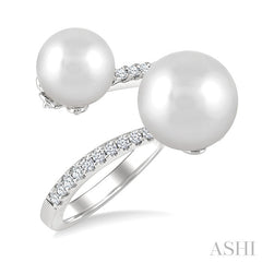 8 MM and 10 MM Cultured Pearl and 1/4 Ctw Open Bypass Round Cut Diamond Fashion Ring in 14K White Gold