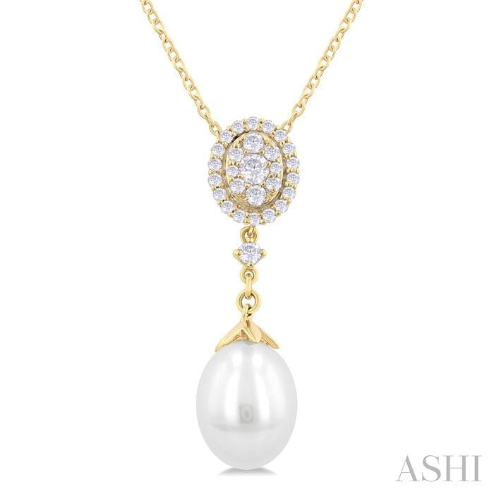 9X7 MM Oval Shape Mount Cultured Pearl Drop and 1/5 Ctw Round Cut Diamond Fashion Pendant With Chain in 14K Yellow Gold