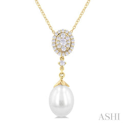 9X7 MM Oval Shape Mount Cultured Pearl Drop and 1/5 Ctw Round Cut Diamond Fashion Pendant With Chain in 14K Yellow Gold