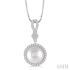 10 MM Cultured Pearl and 1/3 Ctw Round Cut Diamond Pendant in 14K White Gold with Chain