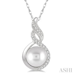 7 MM Round Shape Cultured Pearl and 1/20 Ctw Round Cut Diamond Twisted Accented Pendant in 10K White Gold with chain