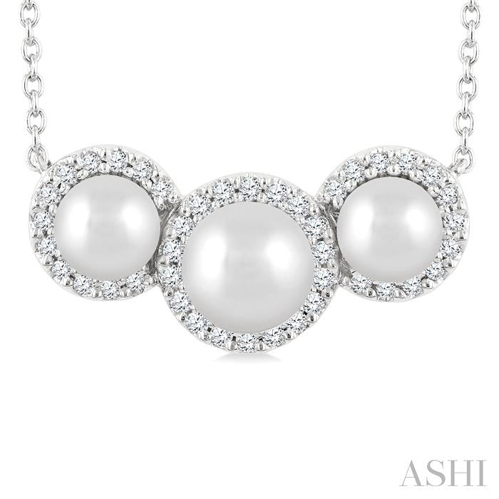 5MM & 4MM Cultured Pearl and 1/6 Ctw Round Cut Diamond Halo Pendant With Chain in 14K White Gold