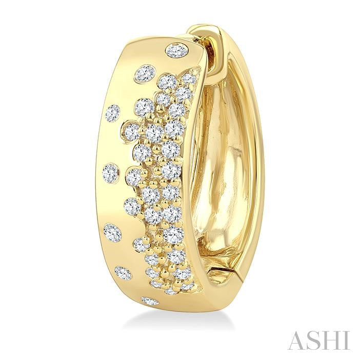1/3 Ctw Round Cut Diamond Mosaic Hoop Earrings in 10K Yellow Gold