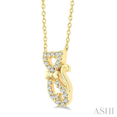 1/10 Ctw Cat Shape Petite Round Cut Diamond Fashion Pendant With Chain in 10K Yellow Gold