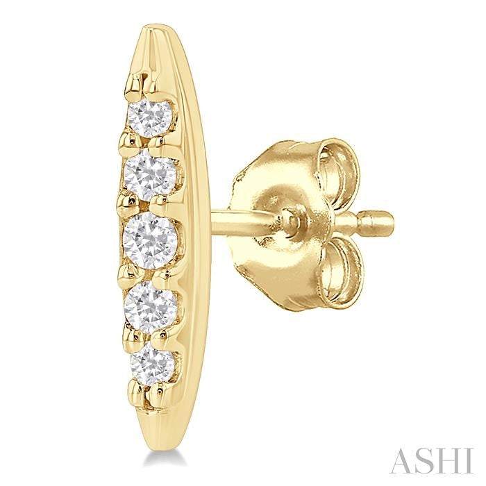 1/10 Ctw Petite Boat Shape Round Cut Diamond Fashion Stud Earring in 10K Yellow Gold