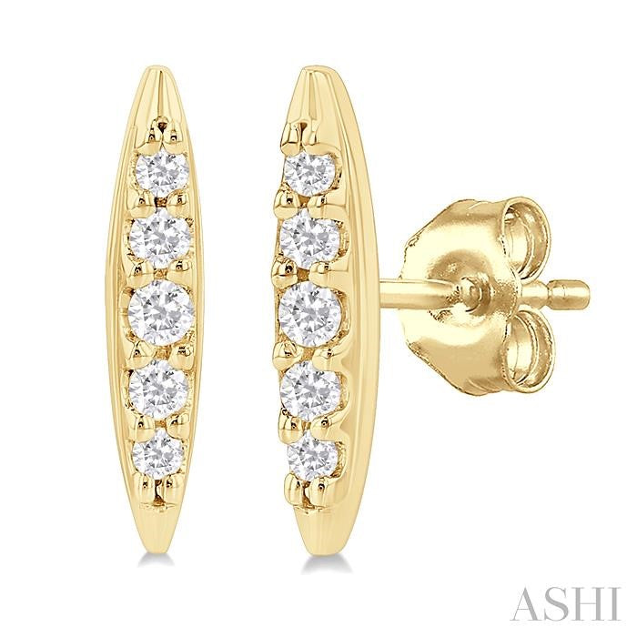 1/10 Ctw Petite Boat Shape Round Cut Diamond Fashion Stud Earring in 10K Yellow Gold