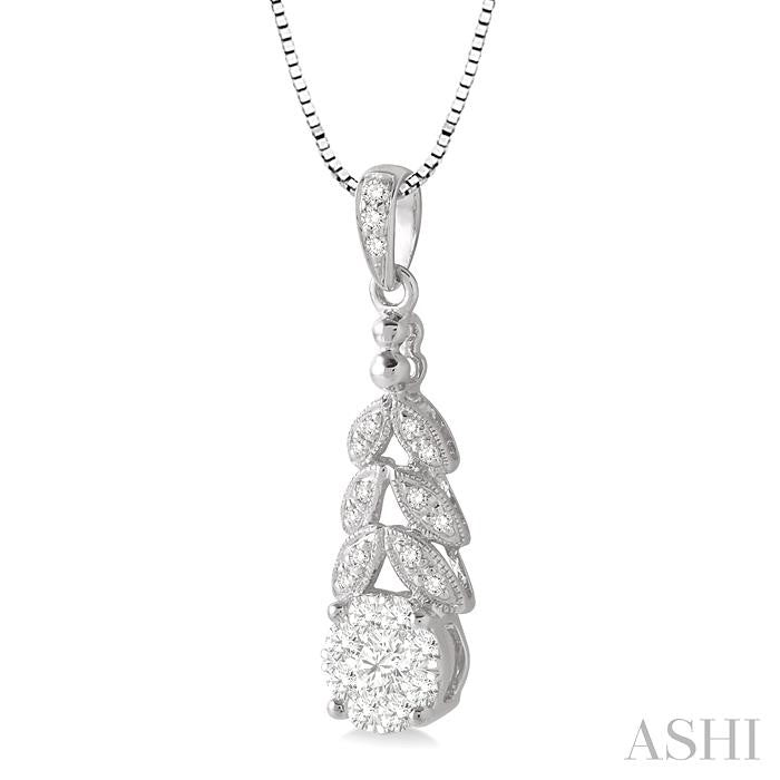 3/8 Ctw Lovebright Round Cut Diamond Pendant in 14K White Gold with Chain