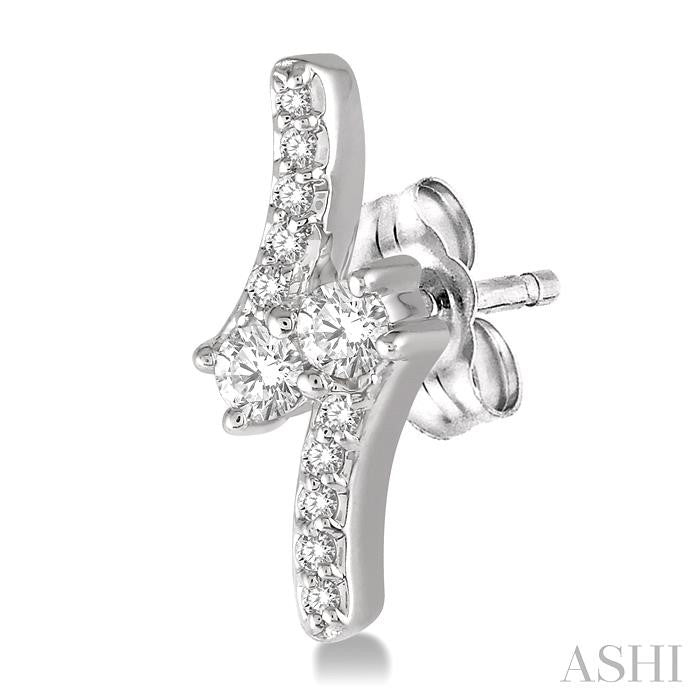 1/3 Ctw 2Stone Round Cut Diamond Earrings in 14K White Gold
