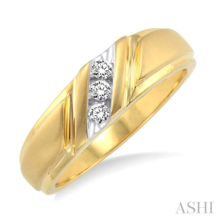 1/8 Ctw Round Cut Diamond Men's Band in 10K Yellow Gold