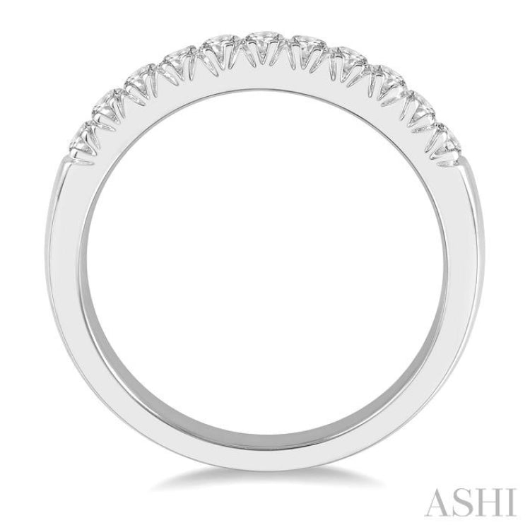 1/3 Ctw 11 Stone Round Cut Diamond Wedding Band in 14K White Gold
