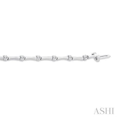 1/2 Ctw Bamboo Internodes Round Cut Diamond Fashion Bracelet in 14K White Gold
