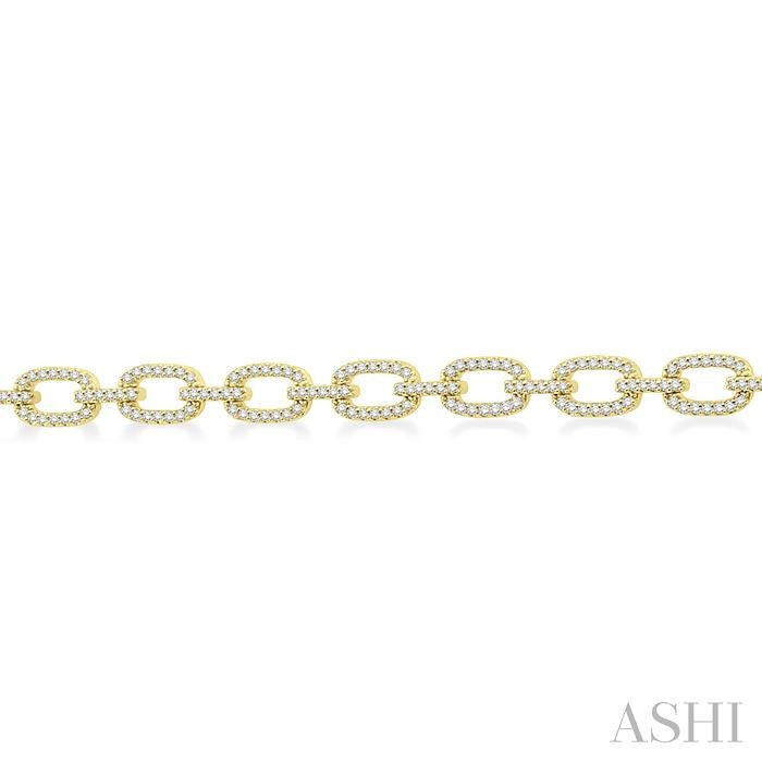 1 1/2 Ctw Round Cut Diamond Encrusted Link Paperclip Chain Bracelet in 14K Yellow Gold