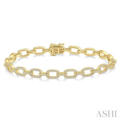 1 1/2 Ctw Round Cut Diamond Encrusted Link Paperclip Chain Bracelet in 14K Yellow Gold
