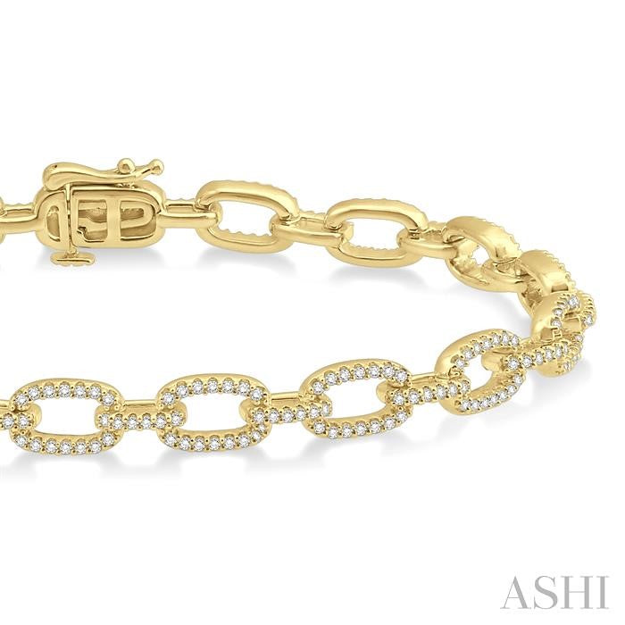 1 1/2 Ctw Round Cut Diamond Encrusted Link Paperclip Chain Bracelet in 14K Yellow Gold