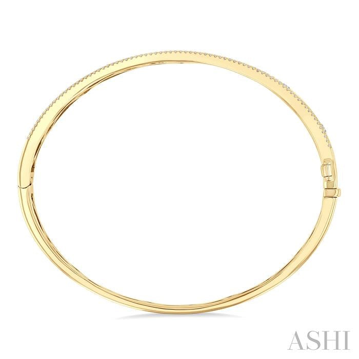 1 Ctw Flush Set Round Cut Diamond Fashion Bangle in 14K Yellow Gold 