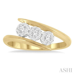 1/5 Ctw Bypass Triple Circular Mount Lovebright Round Cut Diamond Fashion Ring in 14K Yellow and White Gold