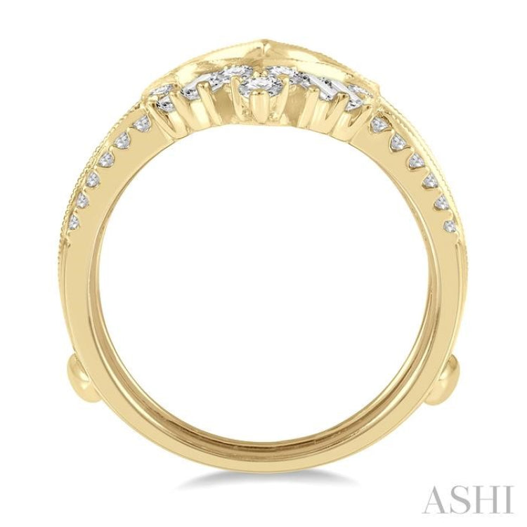 3/4 Ctw Chevron Center Baguette and Round Cut Diamond Insert Ring in 14K Yellow Gold