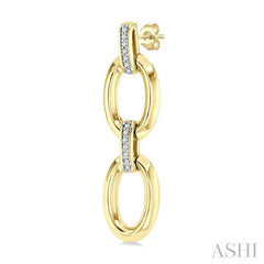 1/10 Ctw Bold Oval Link Round Cut Diamond Fashion Earring in Yellow Gold Vermeil