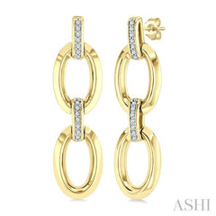 1/10 Ctw Bold Oval Link Round Cut Diamond Fashion Earring in Yellow Gold Vermeil
