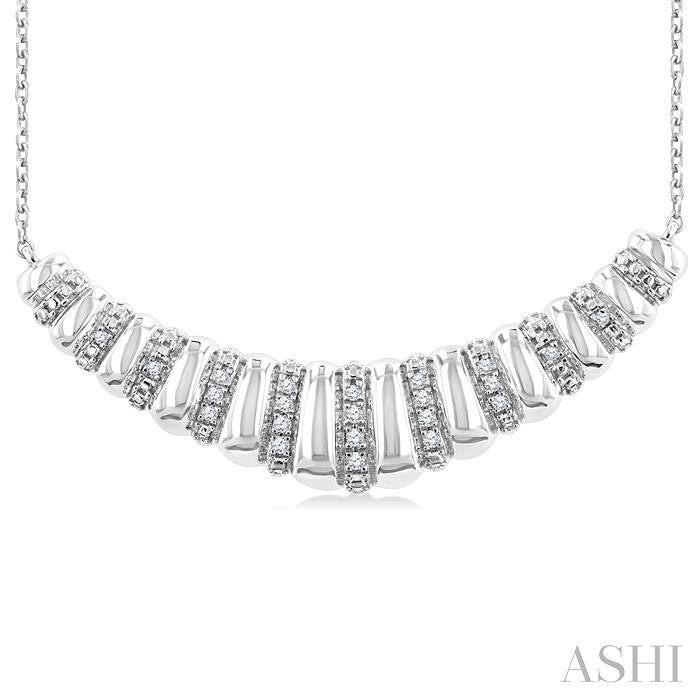 1/10 Ctw Ribbed Dome Shape Round Cut Diamond Bold Fashion Pendant With Chain in Sterling Silver