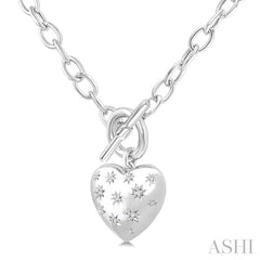 1/10 Ctw Round Cut Diamond Mosaic Heart Charm Toggle Necklace in Sterling Silver