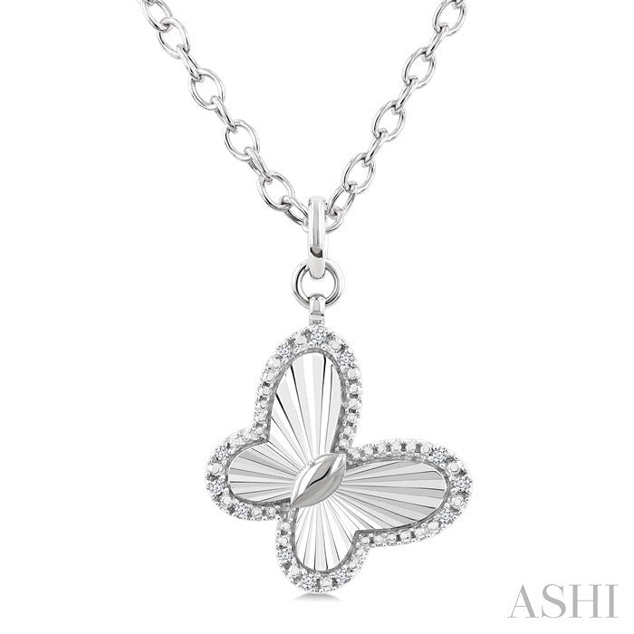 1/10 Ctw Butterfly Fluted Medallion Round Cut Diamond Pendant With Chain in Sterling Silver