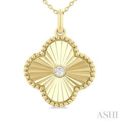 1/20 Ctw Clover Fluted Medallion Round Cut Diamond Pendant With Chain in 10K Yellow Gold