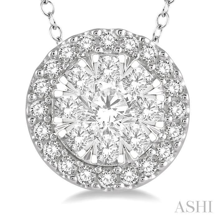 1/3 Ctw Lovebright Round Cut Diamond Pendant With Chain in 14K White Gold
