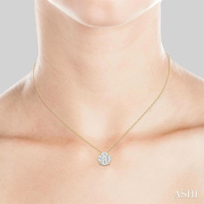 2 Ctw Lovebright Round Cut Diamond Pendant in 14K Yellow and White Gold with Chain