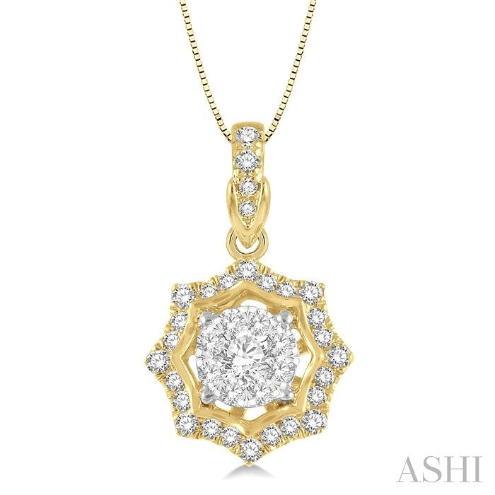 1/4 Ctw Star Lattice Lovebright Round Cut Diamond Pendant With Chain in 14K Yellow and White Gold