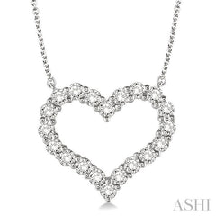 1 Ctw Round Cut Diamond Heart Pendant With Chain in 14K White Gold