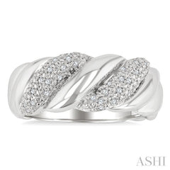1/10 Ctw Bold Ribbed Swirl Round Cut Diamond Bold Fashion Band in Sterling Silver