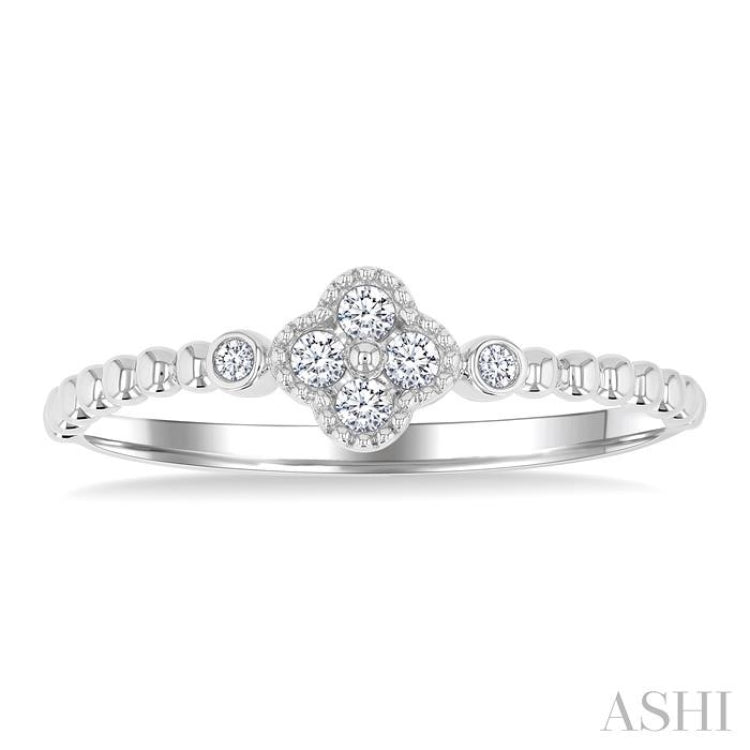1/8 Ctw Petite Bead Shank Clover Leaf Round Cut Diamond Fashion Ring in 10K White Gold
